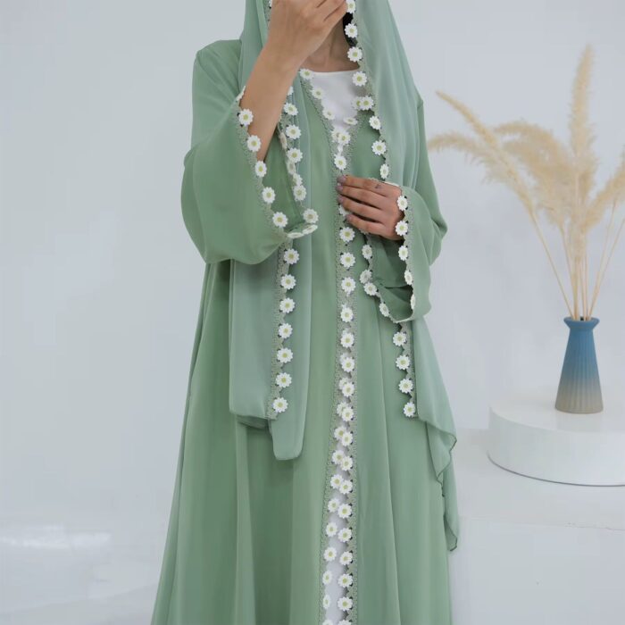 Zumurrudah – 3-Piece Summer Abaya Set with Lace Details